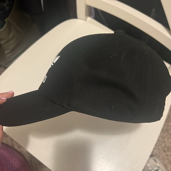 Adidas Adjustable Hat - Picture 3 of 4